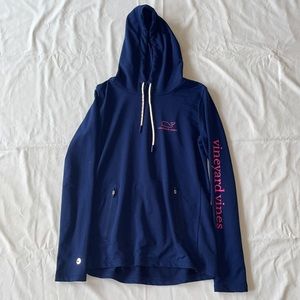 Vineyard vines navy blue hooded lightweight hoodie. Size small
